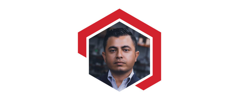 Headshot of Arturo Nunez, Saunders Sales Manager, Converting.